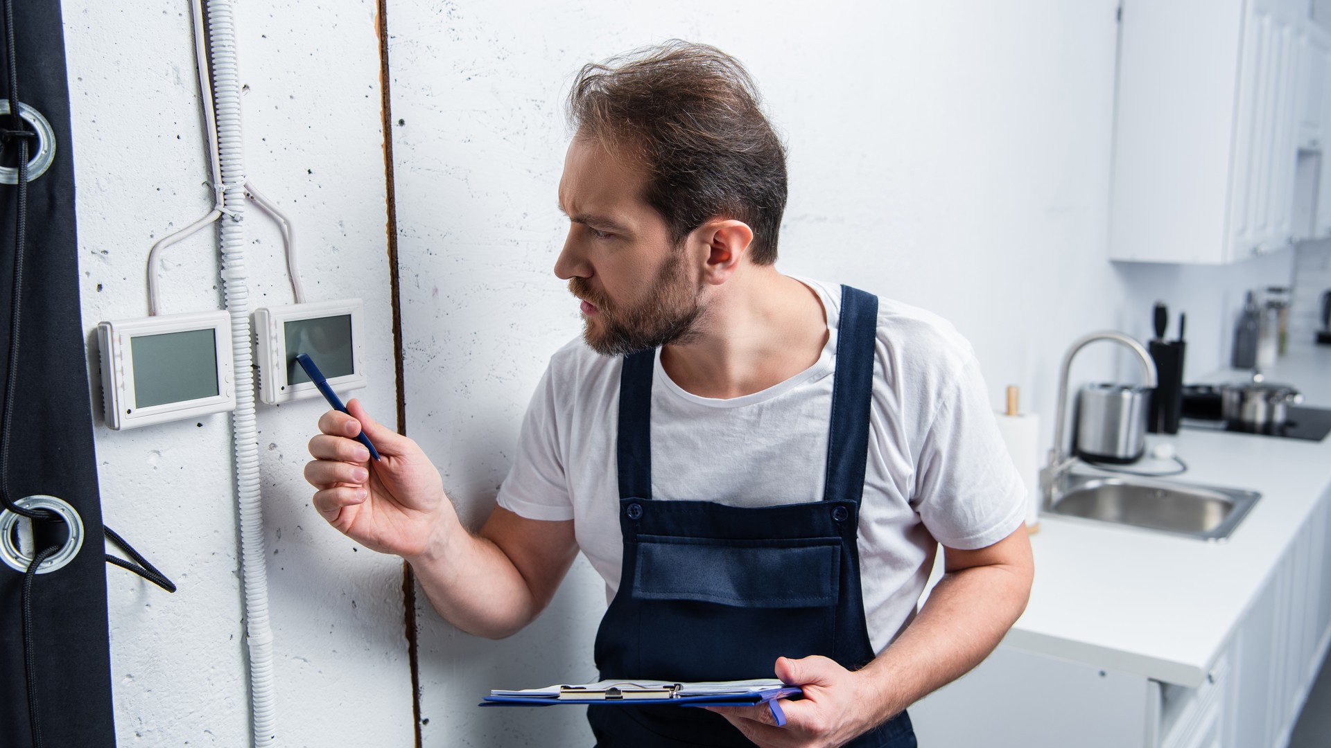 Cut Closing Costs Without Cutting the Inspection